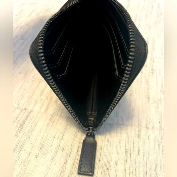 Montblanc Black Leather Cardholder - Picture 2 of 3